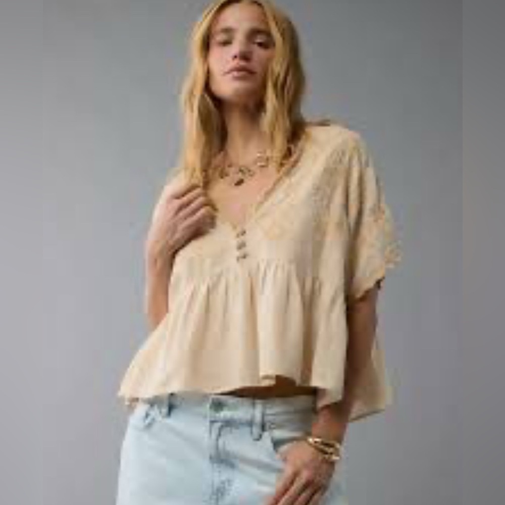American Eagle V-Neck Embroidered Blouse Size M